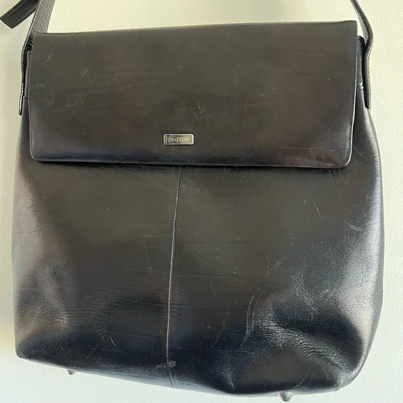 Vintage Oroton black leather crossbody bag - Picture 2 of 16